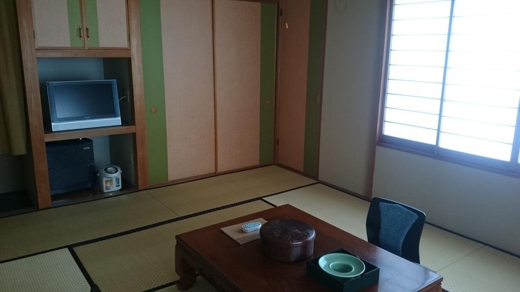 Umimoto Hotel Hakone Bagian luar foto